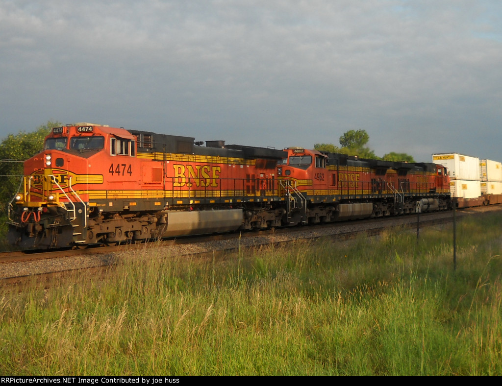 BNSF 4474 East